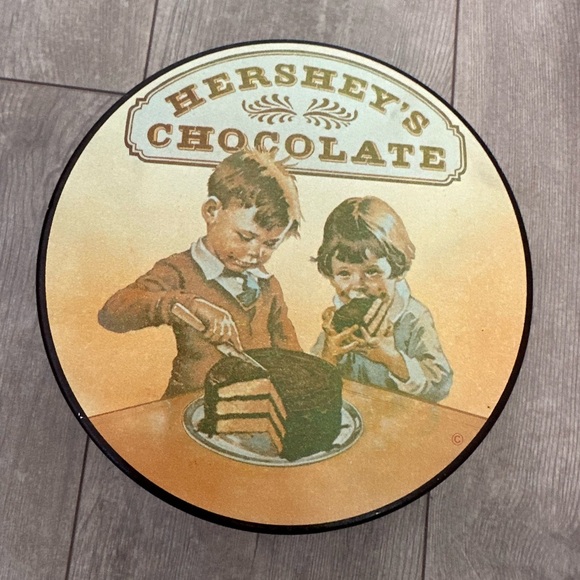 Vintage Hershey's Chocolate Collectible Round Tin - Picture 2 of 15